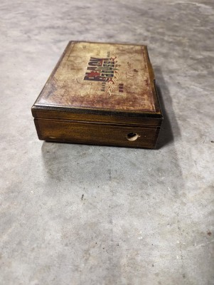 Cigar Stomp Box.jpg