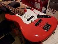 Squier 2010 AMI Jazz Bass Refin 1.jpg